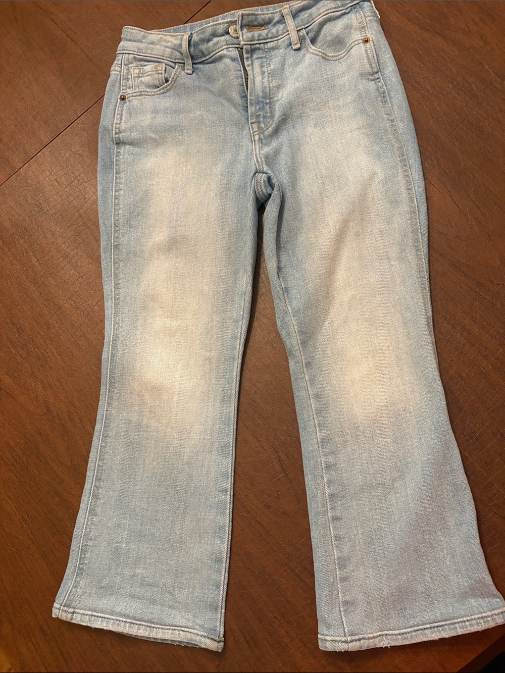 Light Wash Women's Jeans - Classic crop Flare Old Navy High Rise
